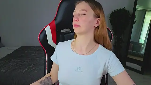 BeatriceLoven webcam