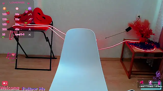 ElaraJons webcam