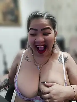 Dalessa_Bigtits webcam