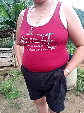 NyloveSquirt webcam