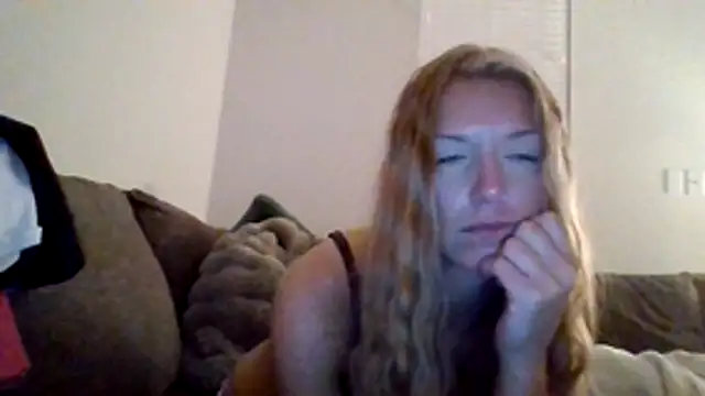 Luna_2698 webcam