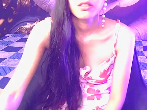 cute-zareen webcam