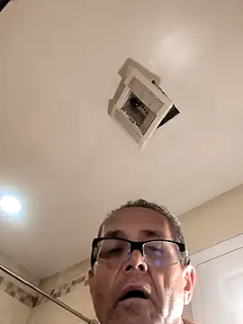 bobby69cock webcam