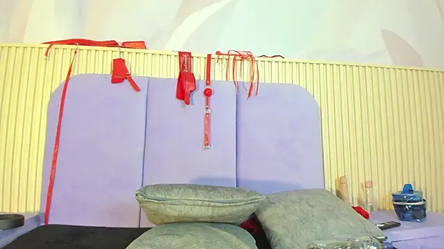JaneFox_Aura webcam