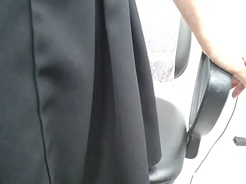 _Lady- webcam