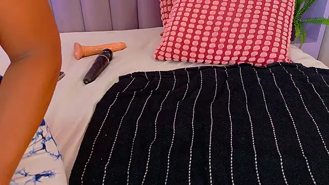 Meganlove__ webcam