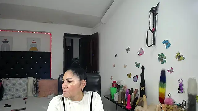 mature_bigboobs10 webcam