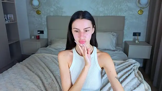 Watch Snow_WhiteeeX live on EroticFlix - High definition streams