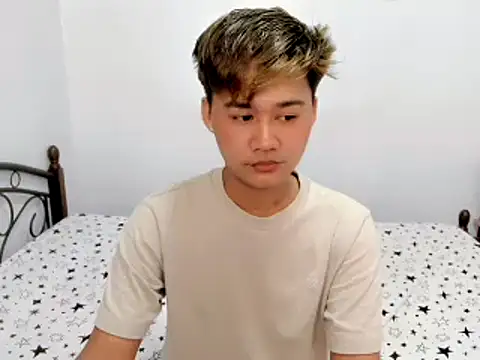urasian_jhon webcam