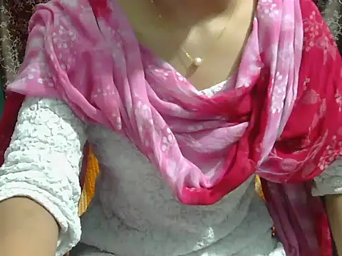 Adorable_Ayesha live cam on StripChat