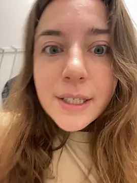 kate_nicepops333221 webcam