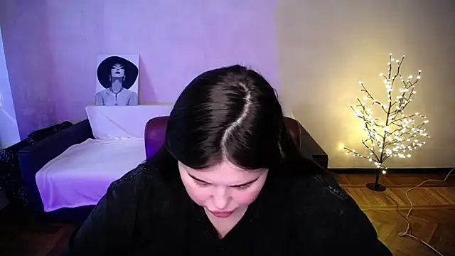 Emily_Mo webcam