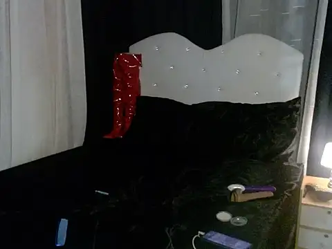 AshantTsiBigCock webcam