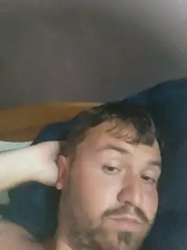Estebanexhib webcam