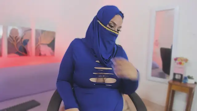 yarasweett_ webcam
