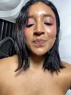 Julieta_Vegaax webcam