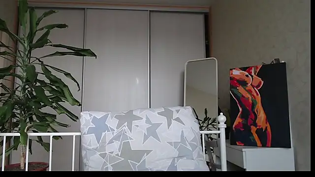 shyevaa - ShyEvaa's free webcam - UK Sex Cams