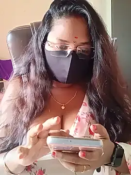 poojag_2 live cam on StripChat