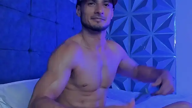 Adonys_Lewis_ live sex cam
