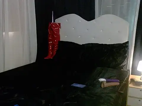 AshantTsiBigCock webcam
