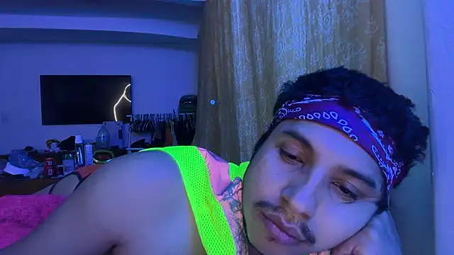 LosAngelesUncutLatino webcam