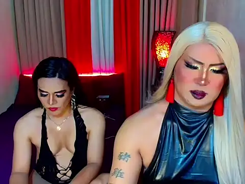 Wildest_Slave_Huntress webcam