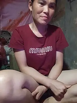 Heryy_xx live cam on StripChat
