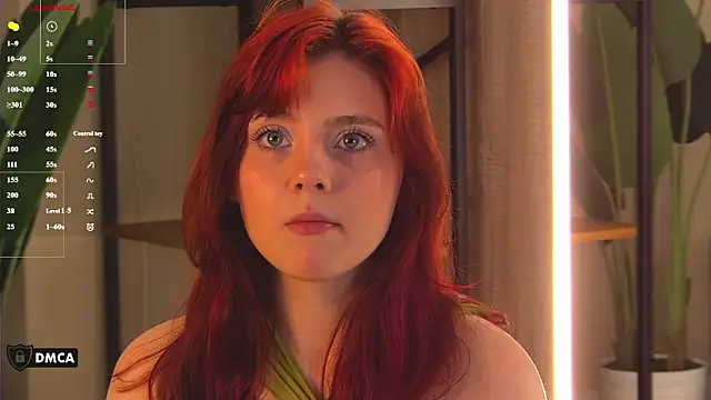 Nora__Ray webcam