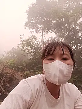Linda-yiyi webcam