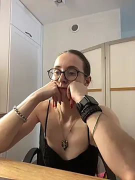 MartiniiSelenna webcam