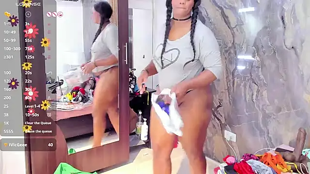 LauraSaenz01 webcam