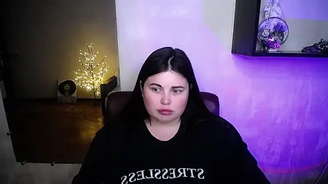 Emily_Mo webcam