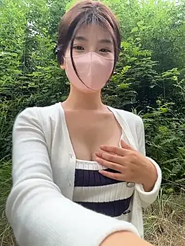 gougou13 webcam