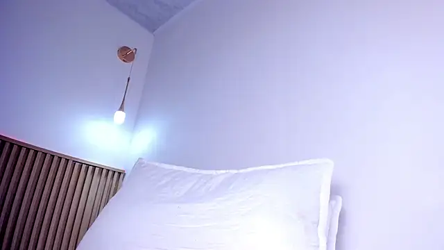 Sarita__Gomez webcam