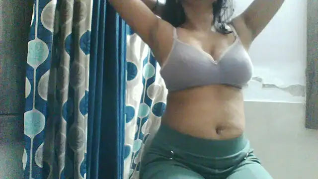 shalini_fire webcam