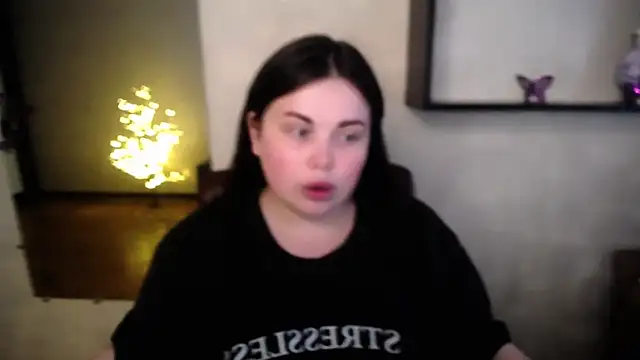 Emily_Mo webcam