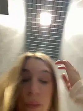 SashaCatt live cam on StripChat