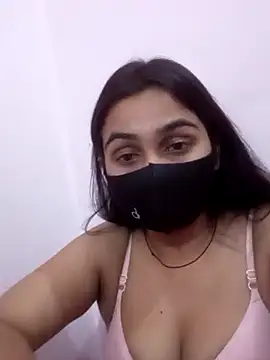 TRISHA0404 live cam on StripChat