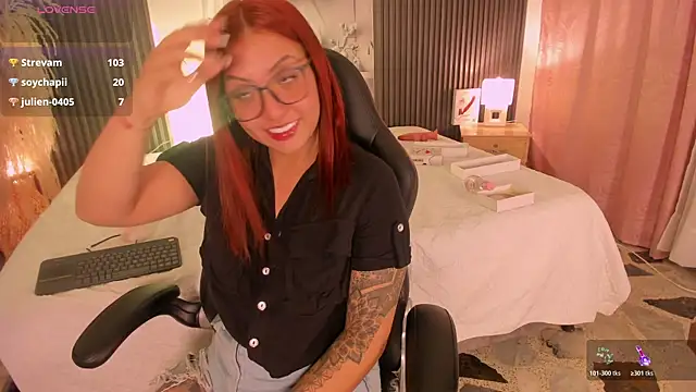 KetziaDoll_ live cam on StripChat