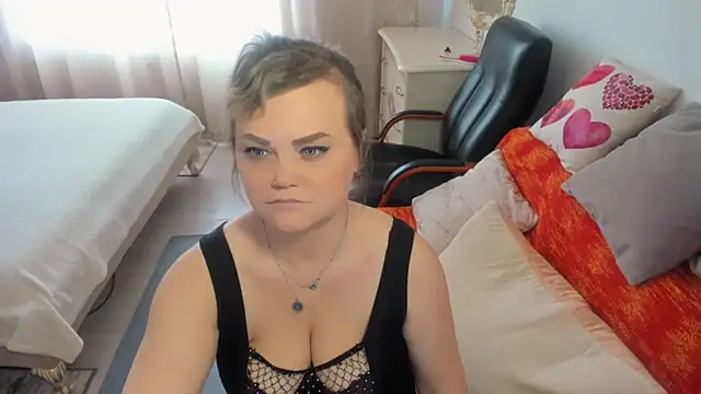 MildMature webcam