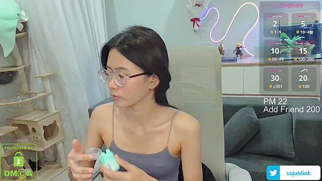 littlemiilk webcam