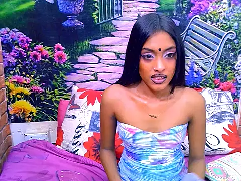 IndianPretty14u2Luv webcam