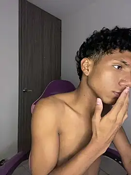 Fabi_Granado live cam on StripChat