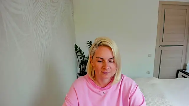 Alicee_Gracee webcam