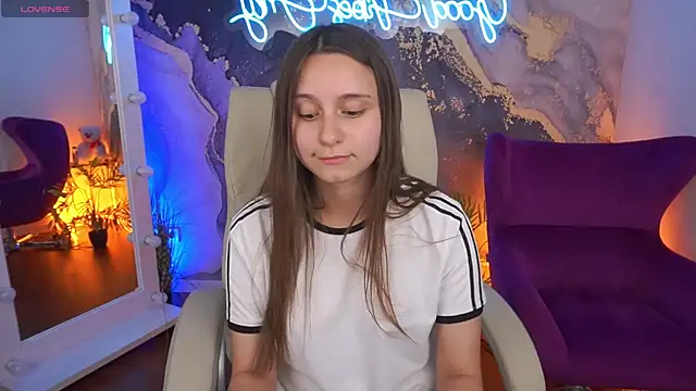 TinyNatalie webcam