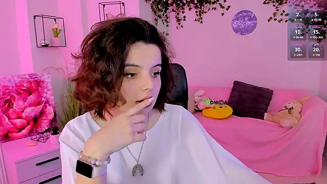 mia_mooon_ webcam