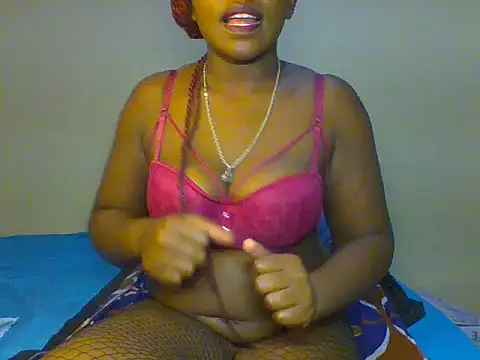 Sexie_bobbies live cam on StripChat