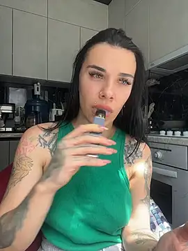 Queen_of_pain webcam