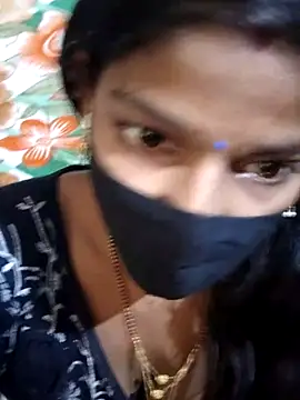 Itz_Aisha__ live cam on StripChat