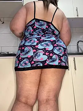 Chloee_Peach webcam